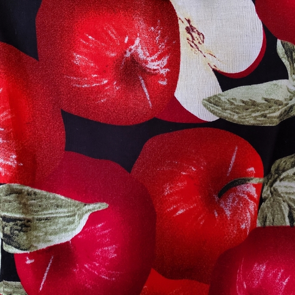 APPLE DRESS IN BLACK/RED - Picture 5 of 7